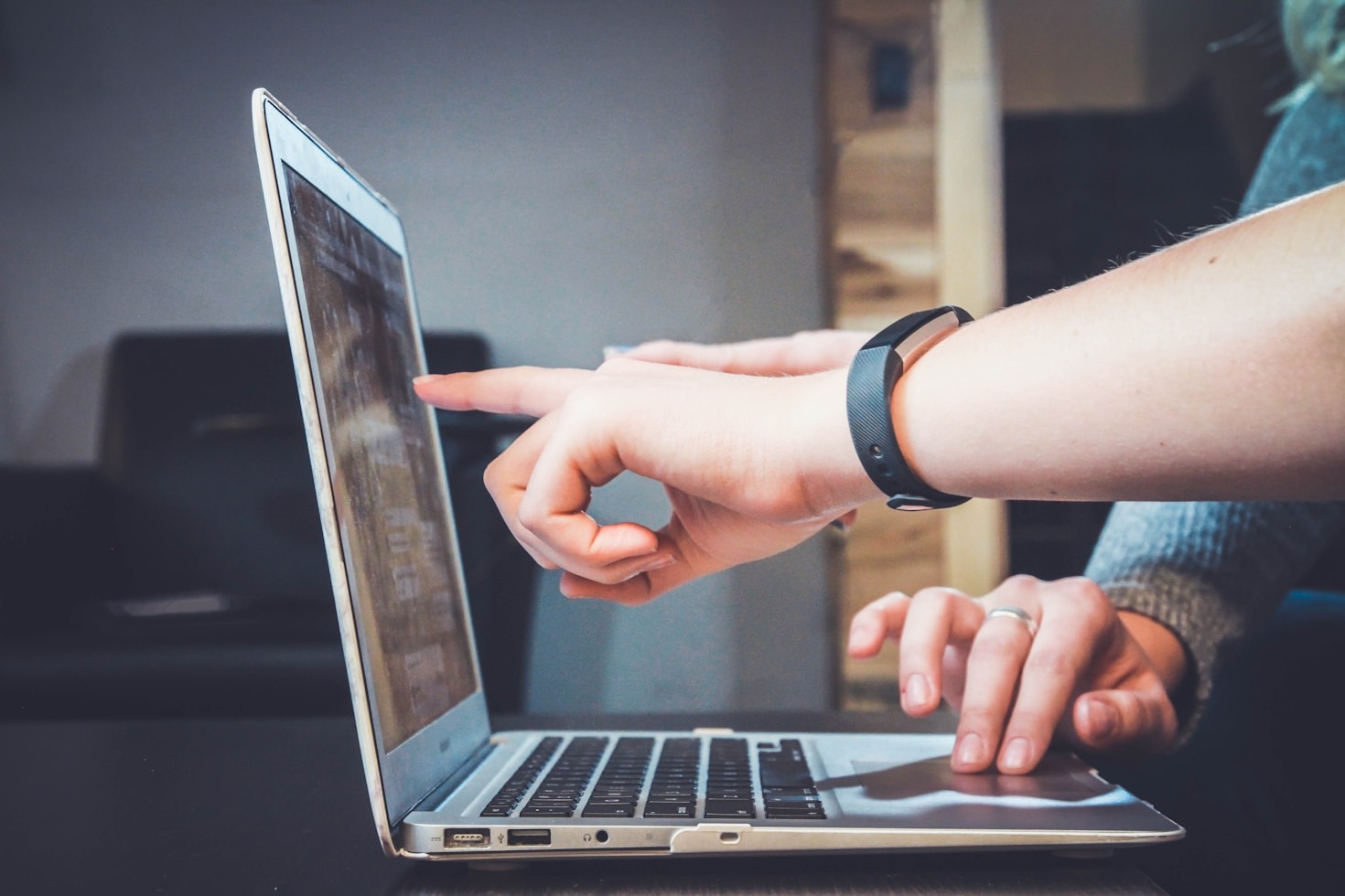 How Verified Profiles Enhance Your Experience